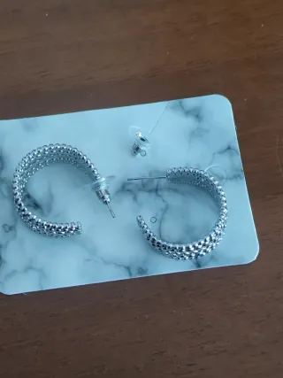 Orecchini acciaio e zirconi