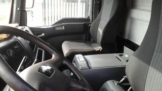 MAN TGL 12.220-CAMIONES FURGONES