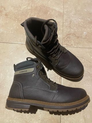 Botas de cuero marrones