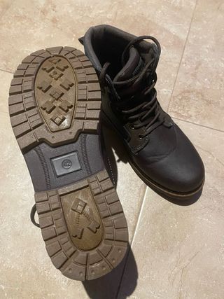 Botas de cuero marrones