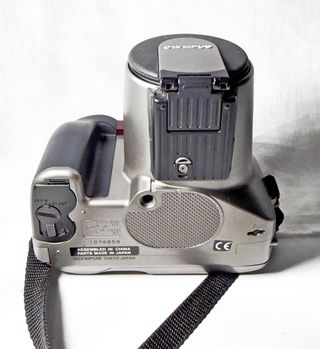 Olympus IS-300 Quartzdate (da testare)