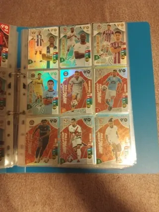 Lote 320 cromos Adrenalyn XL 2024-25