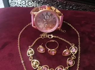 Reloj de mujer con diamantes oro y rosa