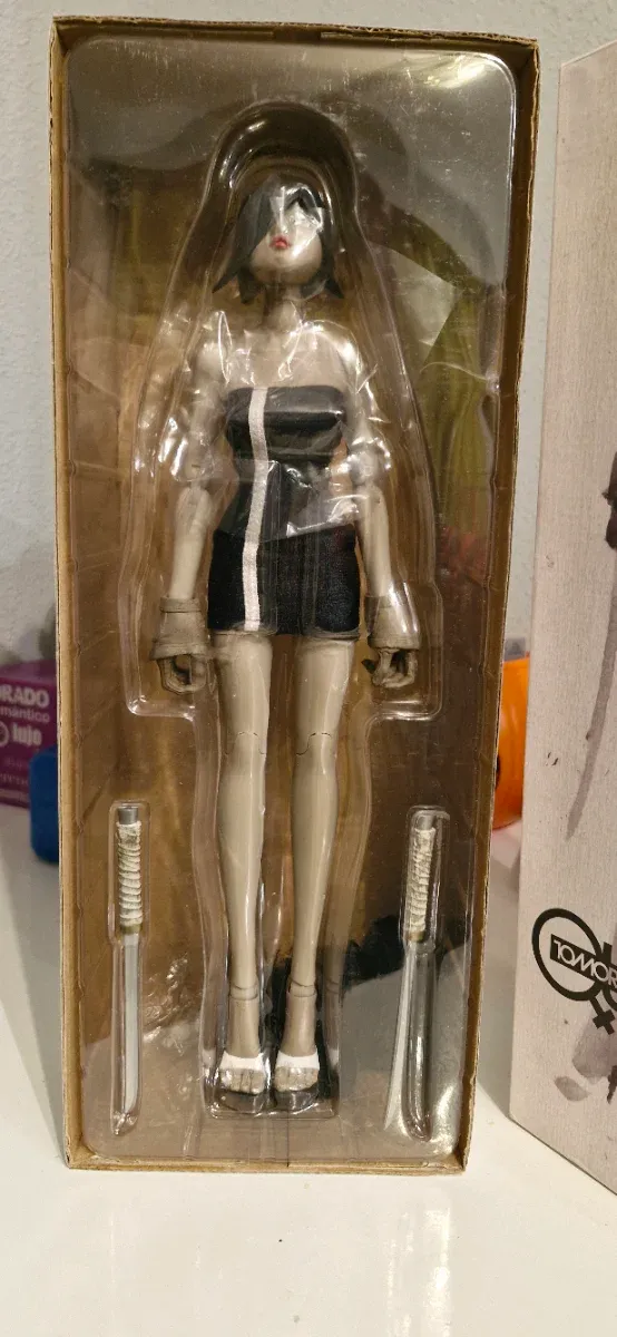 TOMORROW QUEENS PRINCESS TQ 02