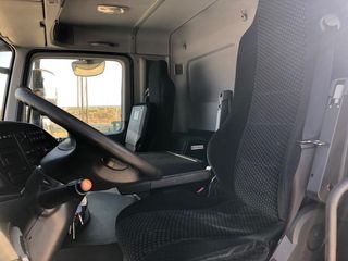 Mercedes ACTROS 25 44-CAMIONES FURGONES