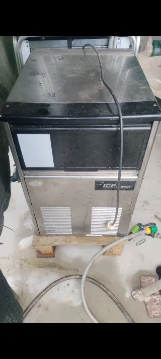 Máquina de hielo ICE-MATIC
