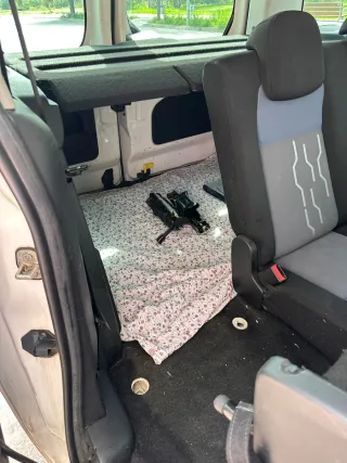 Peugeot Partner 2012