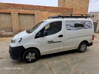 Nissan NV200 2017