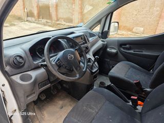 Nissan NV200 2017