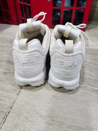 Zapatillas Fila Blancas Muy bien estado