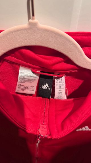 Chaqueta deportiva Adidas roja