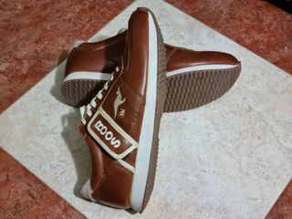 Zapatillas Kangaroos Wemoto Marrones