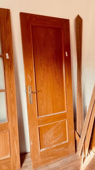 Puertas macizas de madera