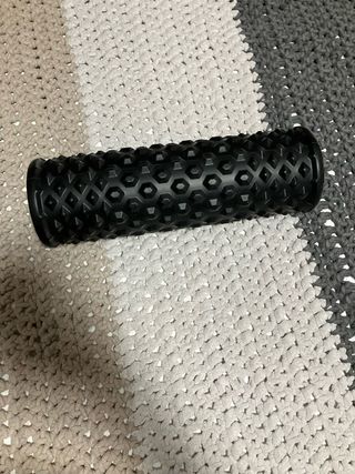 Rodillo masajeador deportivo negro