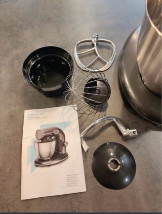 Batidora amasadora compacta