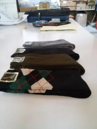 32000 pares calcetines surtidos