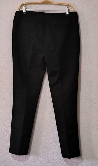 Pantalón negro Cortefiel con cremallera