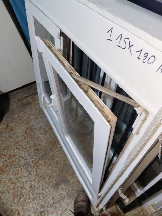 Ventana aluminio con su reja115x120