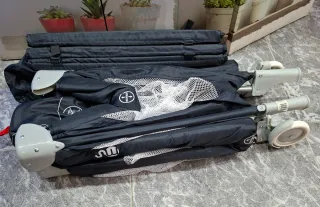 Cuna de viaje plegable poco usada marca ms