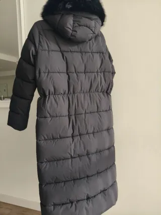 Plumífero largo Mango negro También sirve una S