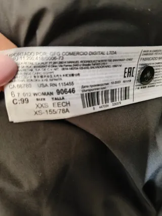 Plumífero largo Mango negro También sirve una S