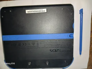 Nintendo 2DS + Cargador Original