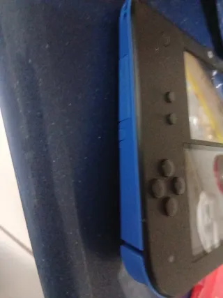 Nintendo 2DS + Cargador Original