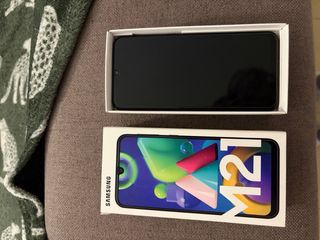 Samsung M21