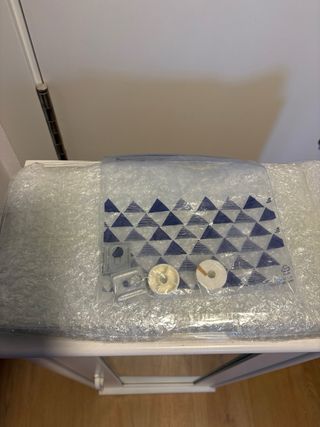 Vitrina Ikea Madera y Cristal