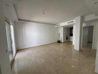Estupendo piso totalmente reformado en Estepona
