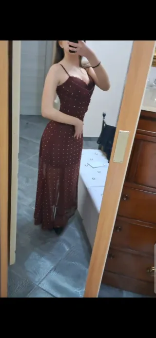 Vestito nuovo con cartellino