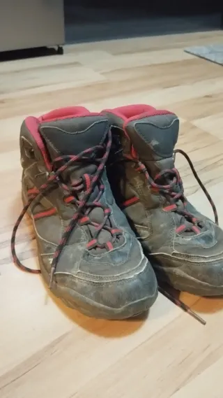 Botas de montaña Quechua