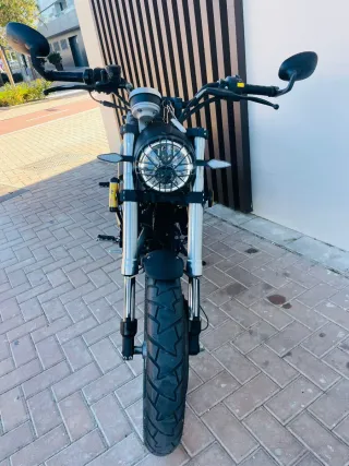 Moto MITT Scrambler 125cc Negra