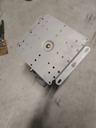 Soporte TV Flexible Universal Gris