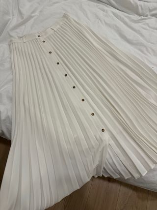 Falda midi plisada blanca Stradivarius