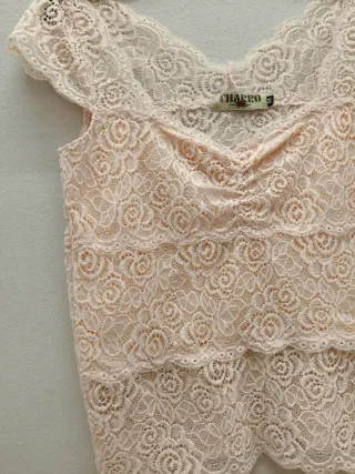 Top rosa confetto con ricamo in pizzo S/M