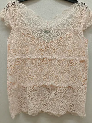 Top rosa confetto con ricamo in pizzo S/M