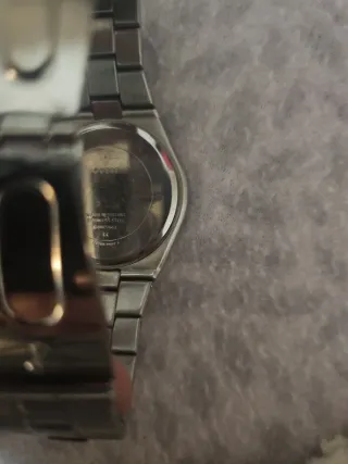 Reloj Guess Azul y Plateado