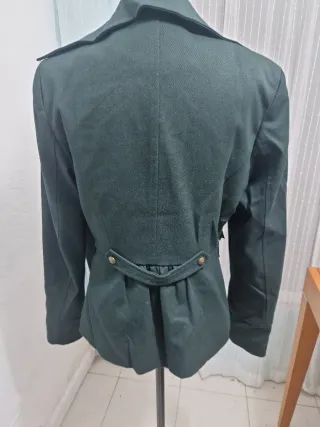Abrigo verde militar