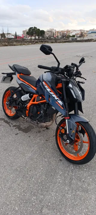 KTM Duke 390 2024