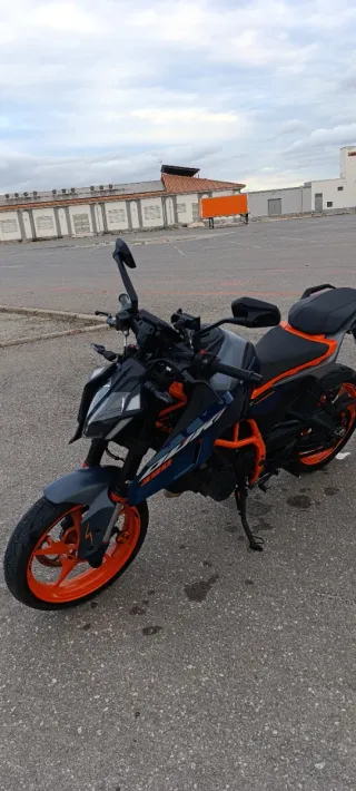 KTM Duke 390 2024