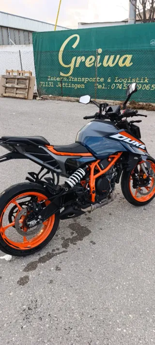 KTM Duke 390 2024
