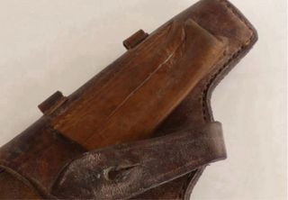 Guerra Civil Española. Funda de pistola, mandos.