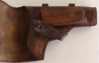 Guerra Civil Española. Funda de pistola, mandos.