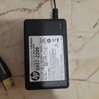 Adaptador HP y Cable USB