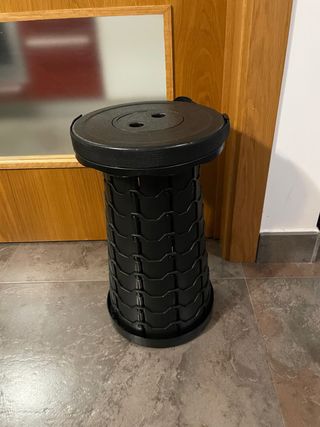 Taburete plegable negro