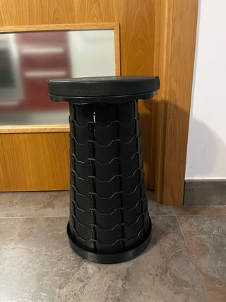 Taburete plegable negro