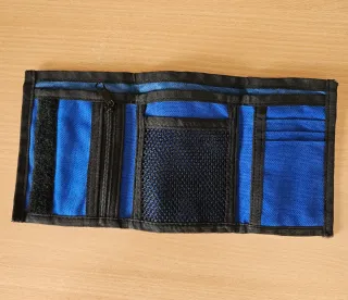 Portafoglio Napapijri blu e nero