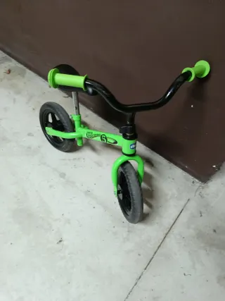 Bicicleta infantil verde