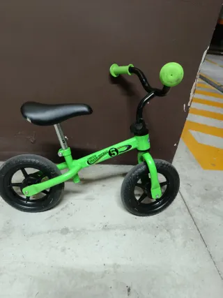 Bicicleta infantil verde